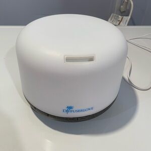 White Essential Oil Diffuser